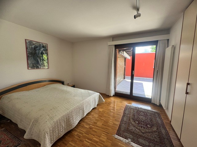 Lugano/Breganzona ampia casa unifamiliare in posizione tranquilla