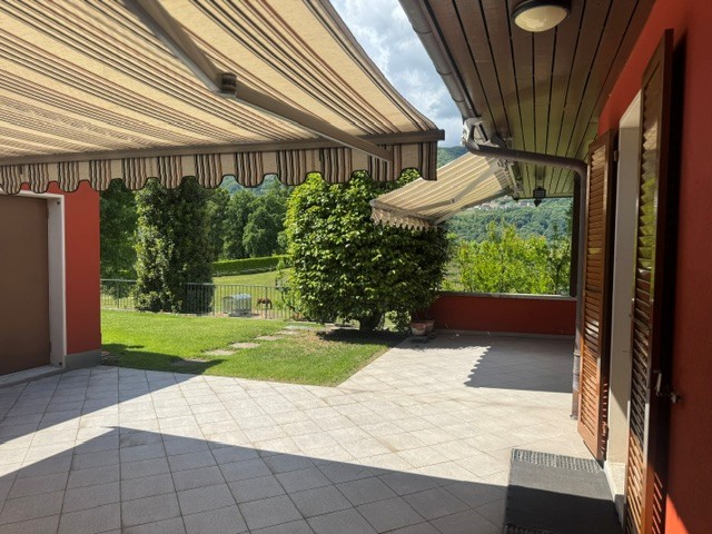 Lugano/Breganzona ampia casa unifamiliare in posizione tranquilla