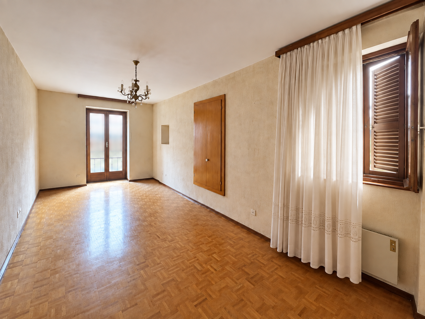 Canobbio/Lugano vendiamo casa unifamiliare di nucleo